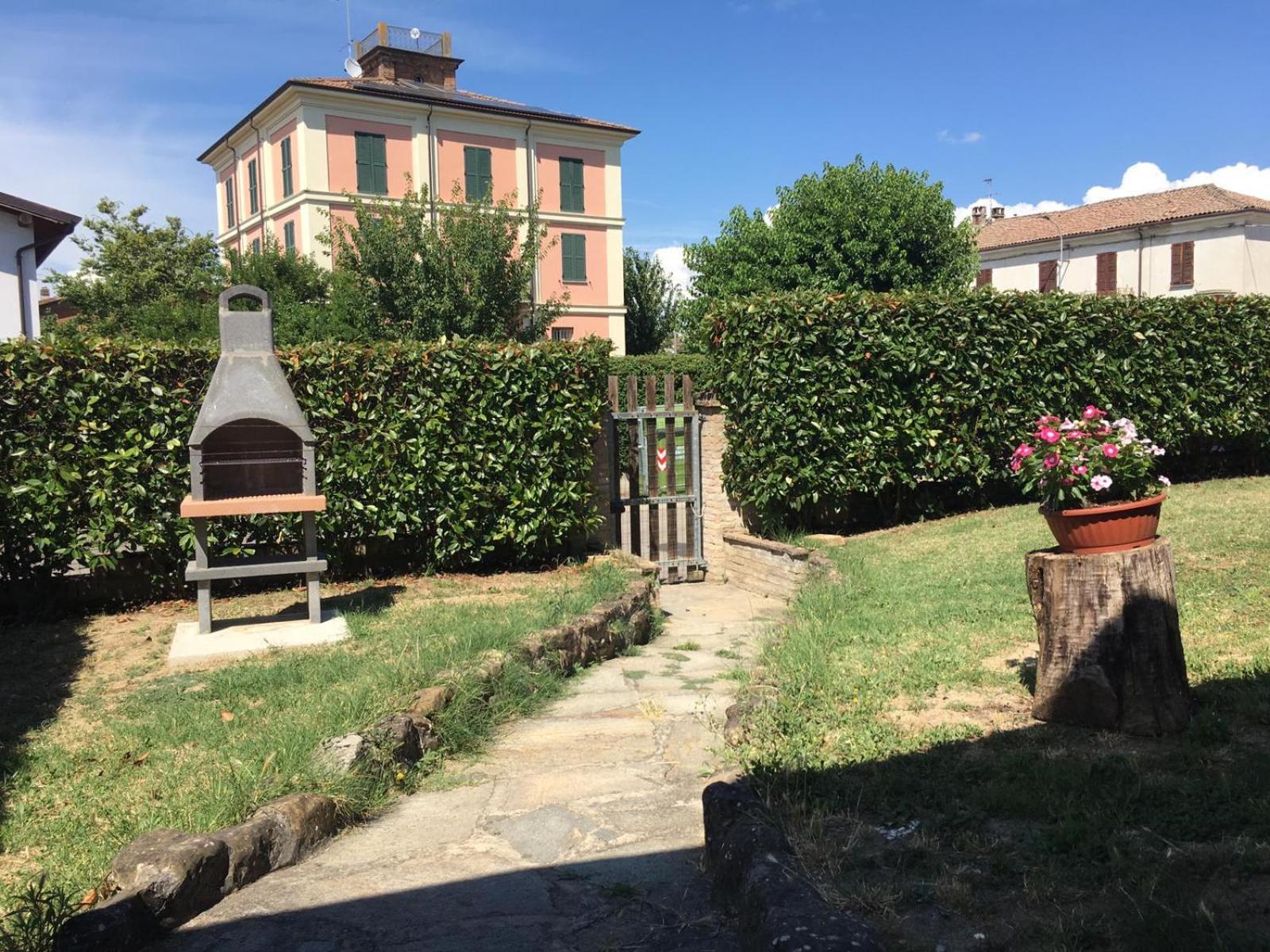 Casa Gatti: Villa Con Giardino Con Accesso Indipendente Rivanazzano Terme Eksteriør billede