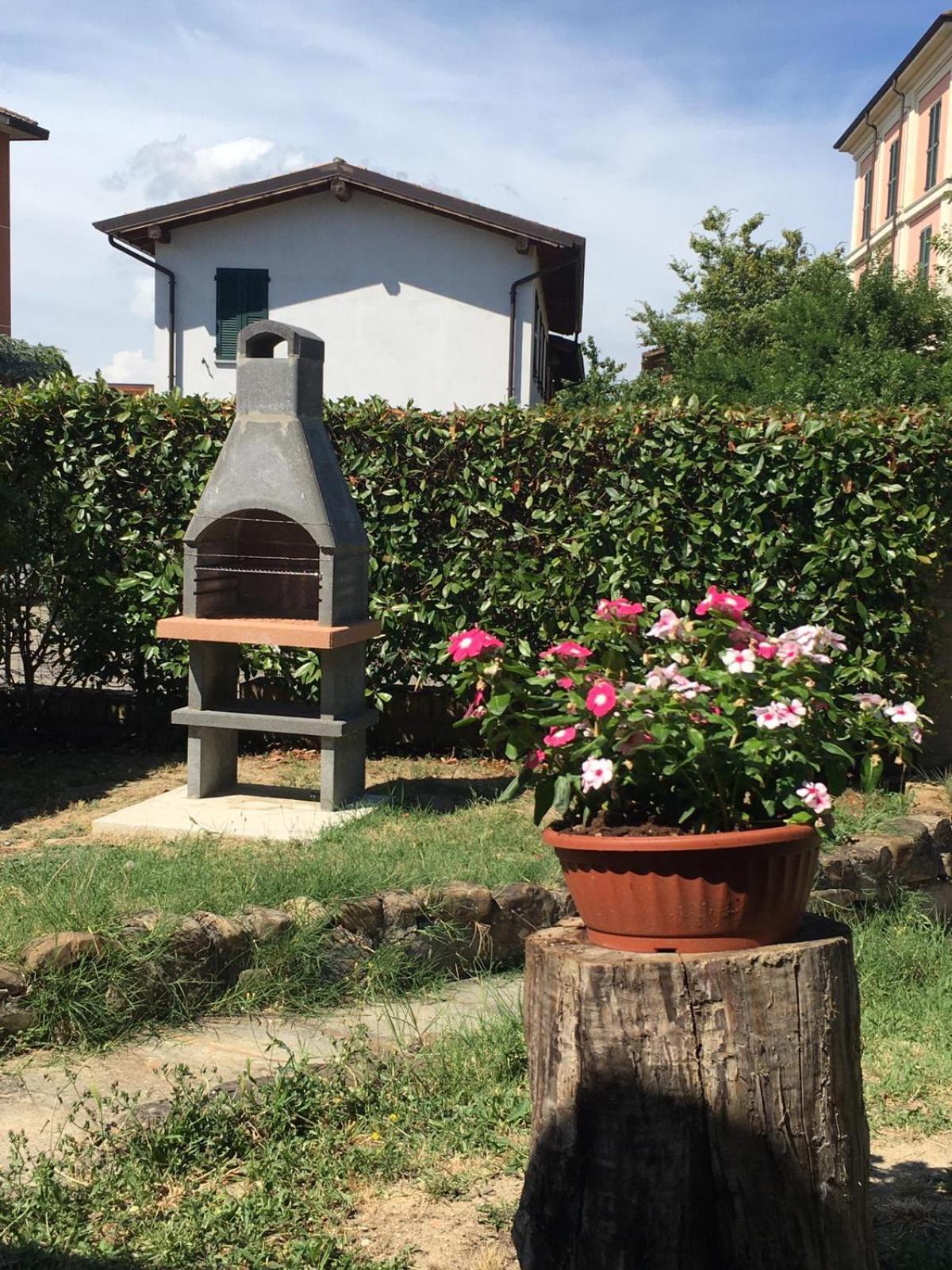 Casa Gatti: Villa Con Giardino Con Accesso Indipendente Rivanazzano Terme Eksteriør billede